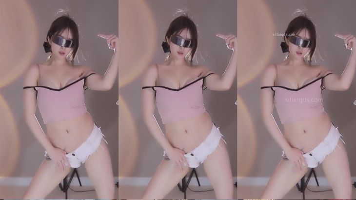 【虎牙艺欣】粉丝付费群定制烧舞集 27