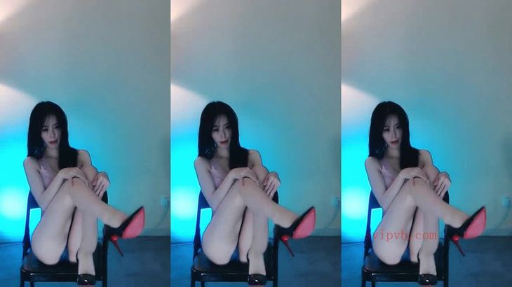 【斗鱼酱紫ava】性感舞姬 私下自录烧舞 房管群福利全集 48