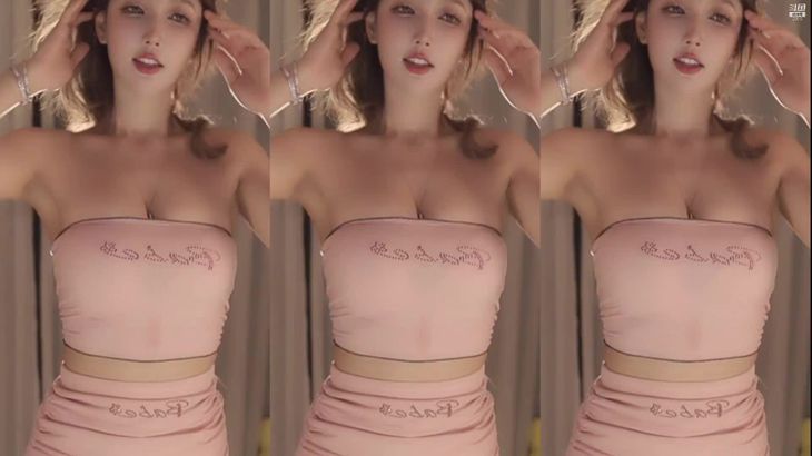 【斗鱼米娜】超凶御姐 12月超清舞蹈精彩合集 26