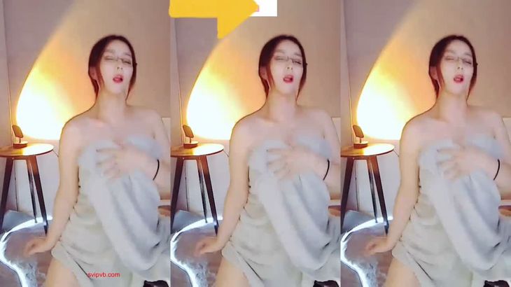 【虎牙大白兔ye】钞票枪定制热舞 这就是微胖嘛~ 6