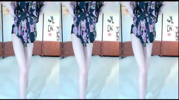 【舞嫣小妖精】高颜值极品身材 名如其人 绝活一字马 千元定制内涵热舞合集 18