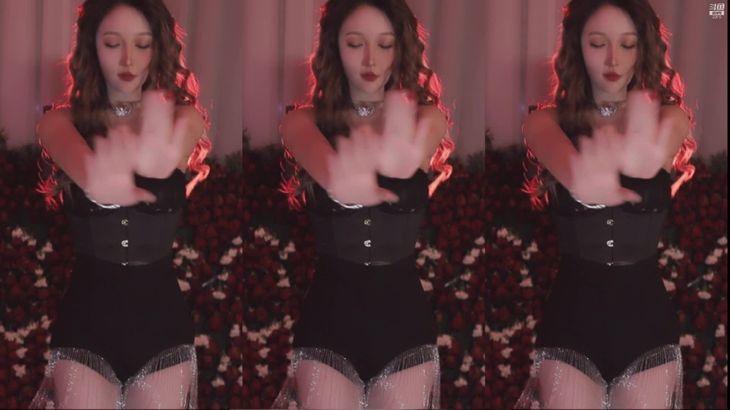 【斗鱼米娜】超凶御姐 12月超清舞蹈精彩合集 24