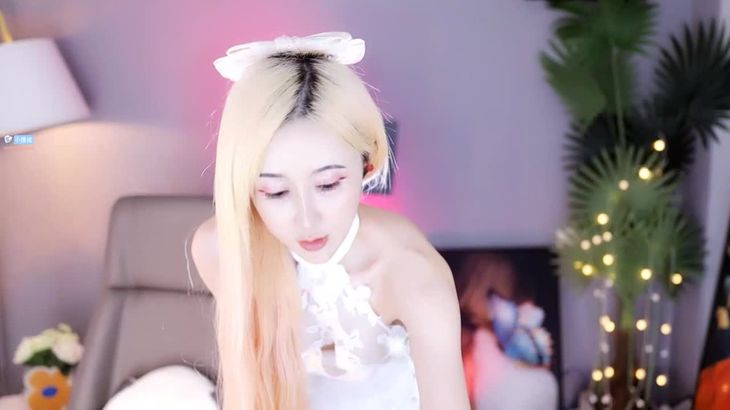 【虎牙朴允星】新版定制舞蹈 神秘道具助威 快来学习~2