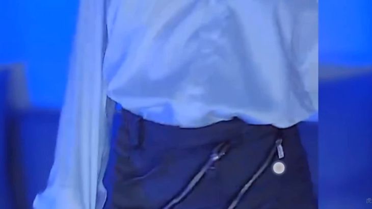 【虎牙不乖的豆豆】高颜值妹子 舞力拉满 纹身添加攻速加成！