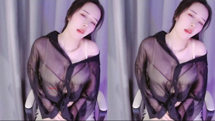 【斗鱼辣条SSS】顶级性感尤物主播 土豪定制福利烧舞合集! 6