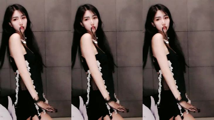 【虎牙佳佳】极品舞姬 钞票枪福利表情烧舞合集！8