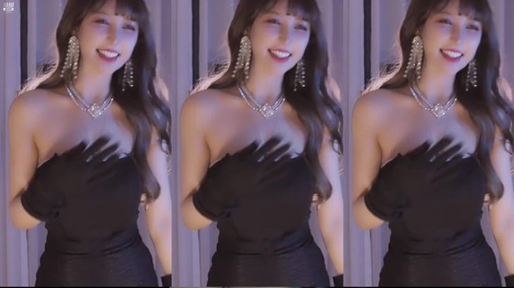 【斗鱼米娜】超凶御姐 12月超清舞蹈精彩合集 39