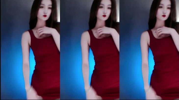 【斗鱼柯儿】超短裙黑丝热舞