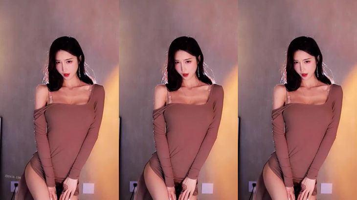 【虎牙小南南】火箭群福利热舞 4