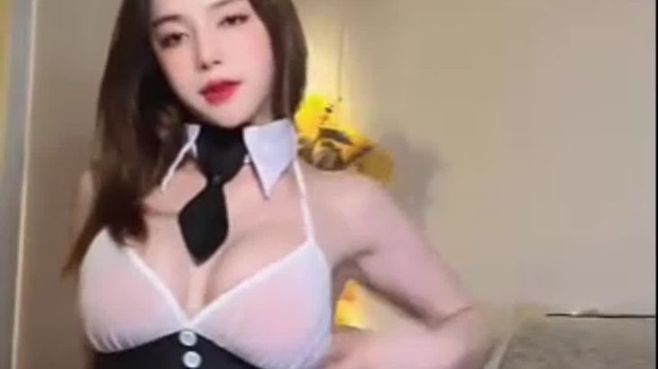 【花椒萌妮】土豪高价定制比基尼热舞 7