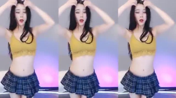 【虎牙温情】清纯系极品少女 定制福利表情热舞全集 良心满满~32