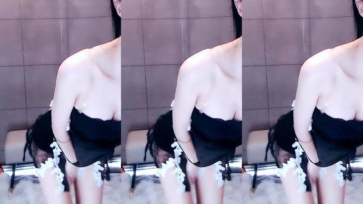 【虎牙佳佳】极品舞姬 钞票枪福利表情烧舞合集！2