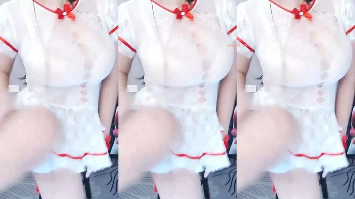 【虎牙蓝妹儿】高颜值极品嫩妹 千元定制热舞3V/3