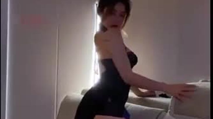 【花椒萌妮】土豪高价定制比基尼热舞 4