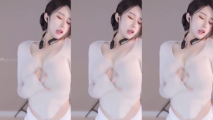 【虎牙艺欣】粉丝付费群定制烧舞集 11