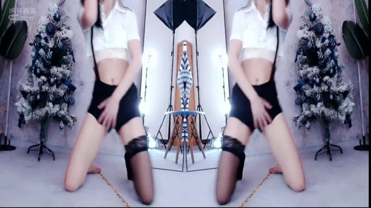 【虎牙李飘飘】绝活女神 身材极品 直播舞蹈精选集 13