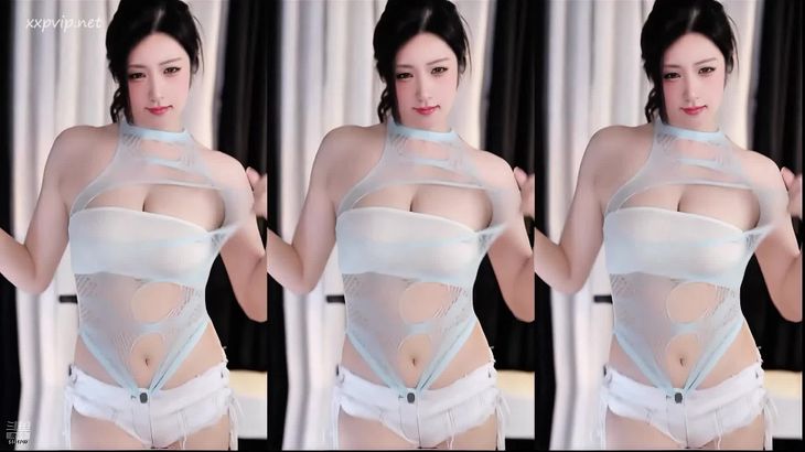 【斗鱼十二Fairy】长腿御姐直播烧舞秀 11