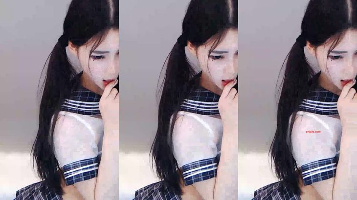 【虎牙温情】清纯系极品少女 定制福利表情热舞全集 良心满满~6