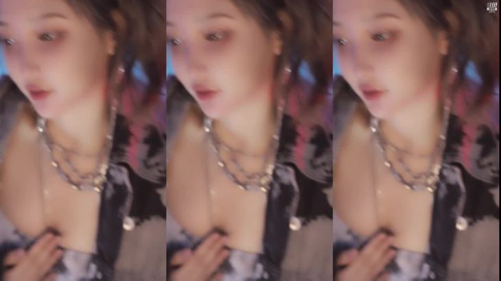 【斗鱼米娜】超凶御姐 12月超清舞蹈精彩合集 31