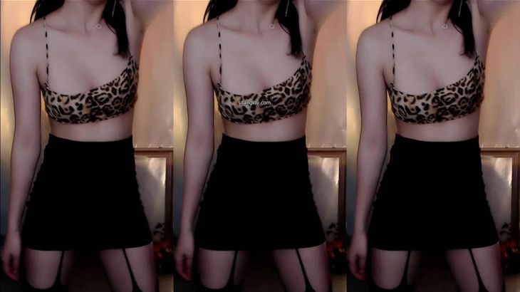 【小御儿儿】极品身材舞姬 可御可甜 千元定制福利热舞合集 10