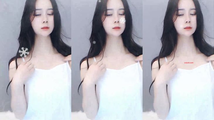 【虎牙温情】清纯系极品少女 定制福利表情热舞全集 良心满满~5