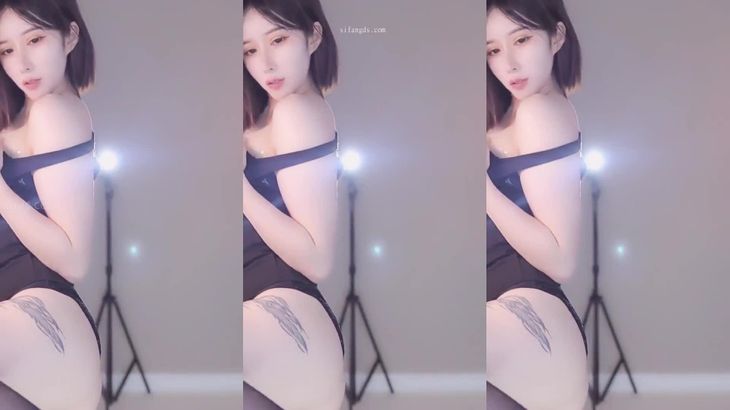 【虎牙艺欣】粉丝付费群定制烧舞集 3