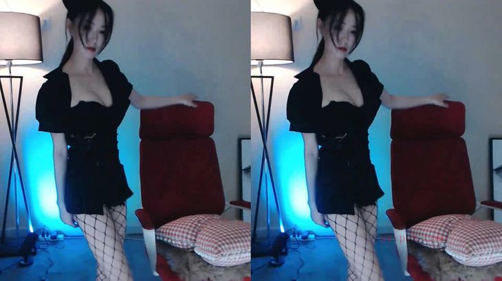 【斗鱼酱紫ava】性感舞姬 私下自录烧舞 房管群福利全集 27