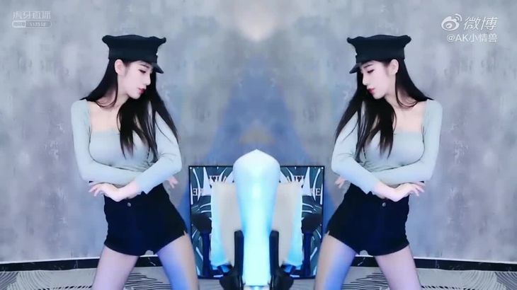 【虎牙车车酱】车老板早期舞蹈合集 那些开心的曾经 42