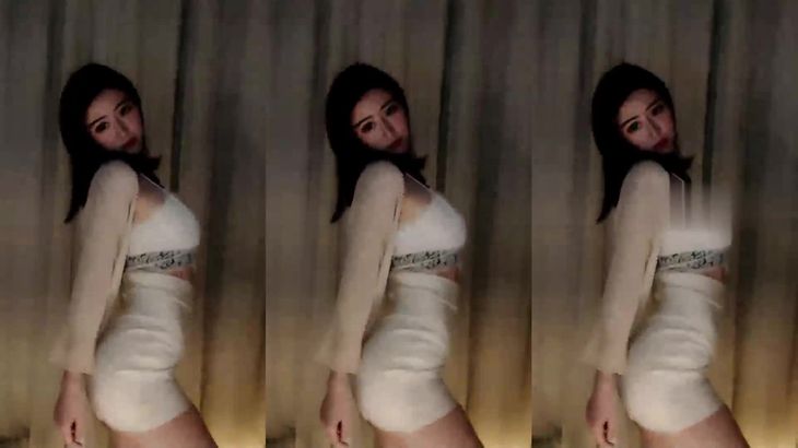 【艾玛寒亚】18年熊猫时期至今舞蹈合集 见证一个主播的成长历程~22