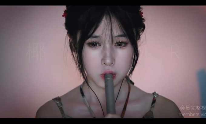 coconut椰砸 其实是椰子啦 超舒服口腔音ASMR舔耳付费福利