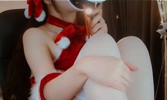 绮夏 ASMR 口腔音助眠 魔法书圣诞装