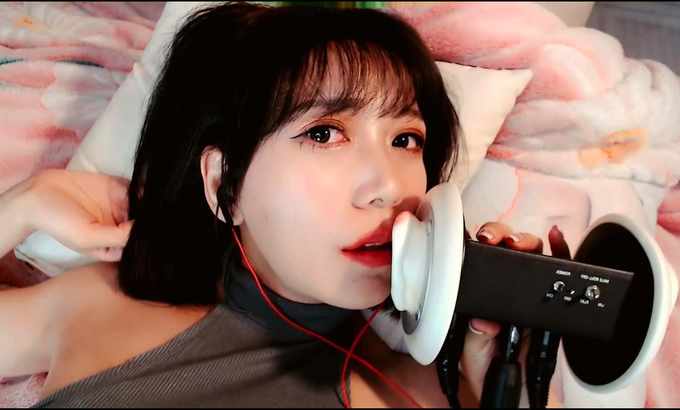 众乐-圈圈 ASMR 舔 口腔音