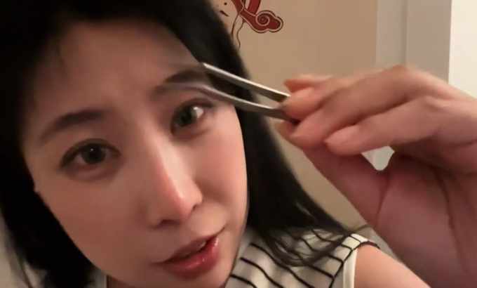 Enzao asmr｜用夹子带走你的烦恼 嘴巴里的声音