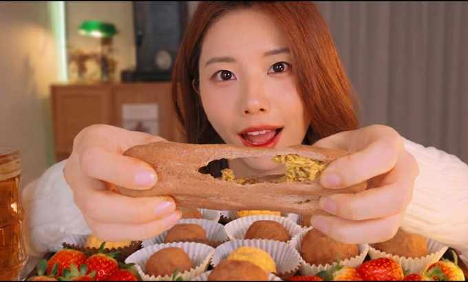 Suna ASMR 自制软曲奇咀嚼音 | 迪拜软曲奇 ASMR 迪拜软曲奇