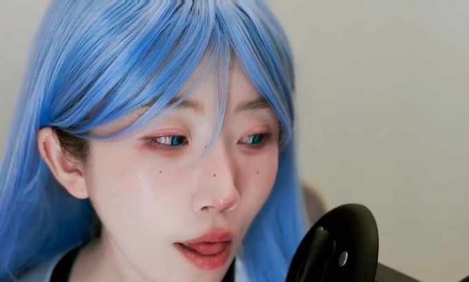 Aki秋水 ASMR 体操服姐姐帮你放松肌肉