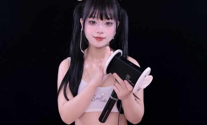 晓美 🥰晓美 Xiao Mei ASMR  舔耳口腔音喘息🎀 舔耳朵 舔舐与食用 舔耳朵
