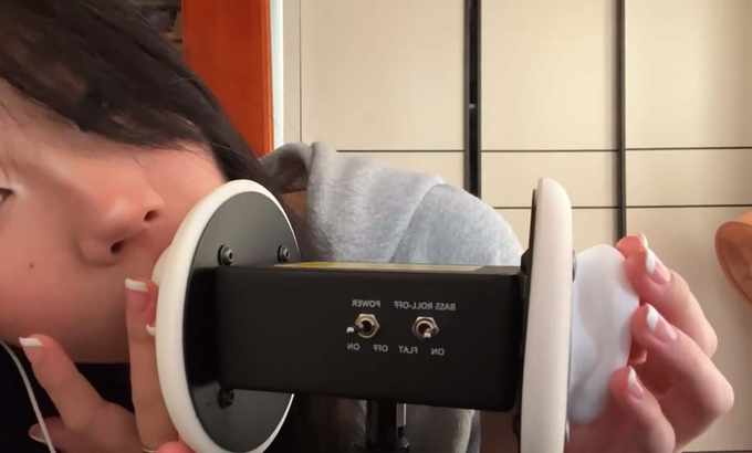 kk快睡觉 ASMR 慢速版耳朵吞噬
