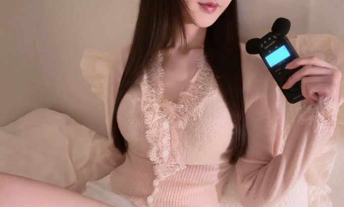 플롭 ASMR / 我会轻声在你耳边说些日常闲聊，哄你入睡 🗣️💤