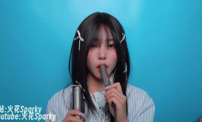 火花助眠Sparky【ASMR】深沉的嘴音！深入你脑袋的口腔音嘴声！