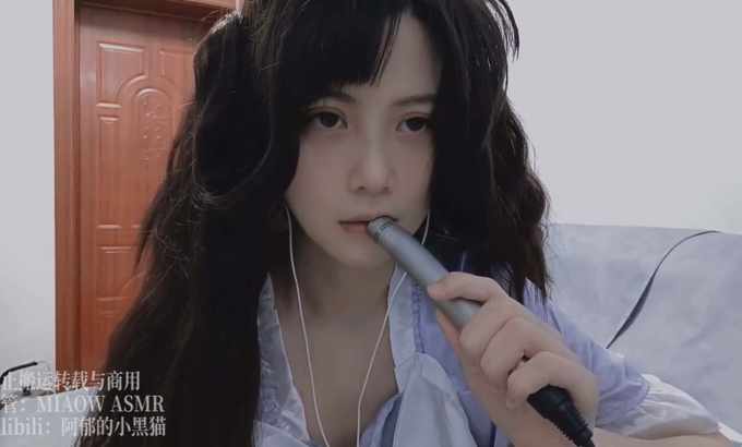阿郁的小黑猫 716，罗德口腔音嚼麦 #asmr助眠视频 #助眠 #asmr #解压 #哄睡
