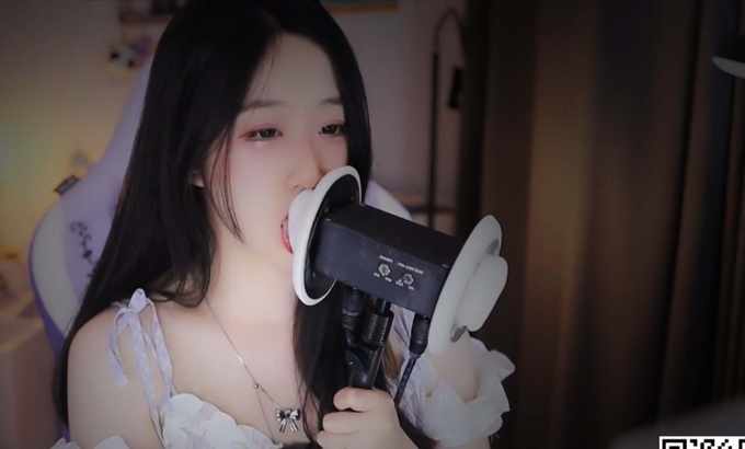 绮夏 ASMR 亲吻弹舌甜耳
